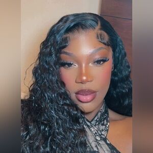 Meet your Posher, Peggy